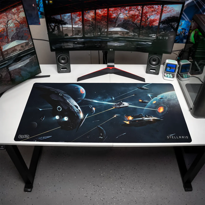 Mousepad Battle by Kentaro Kanamoto