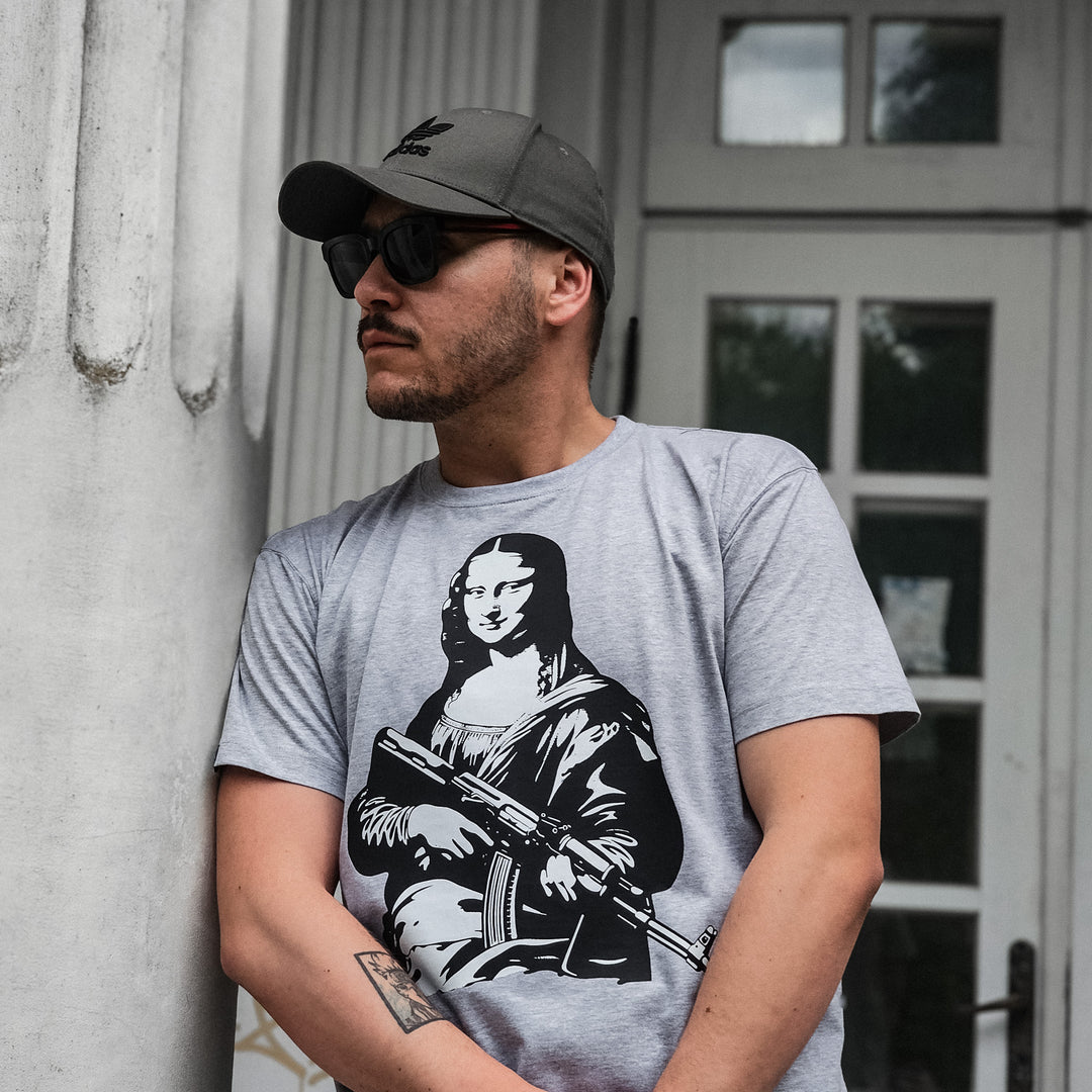 T-shirt Modern Warfare Lisa