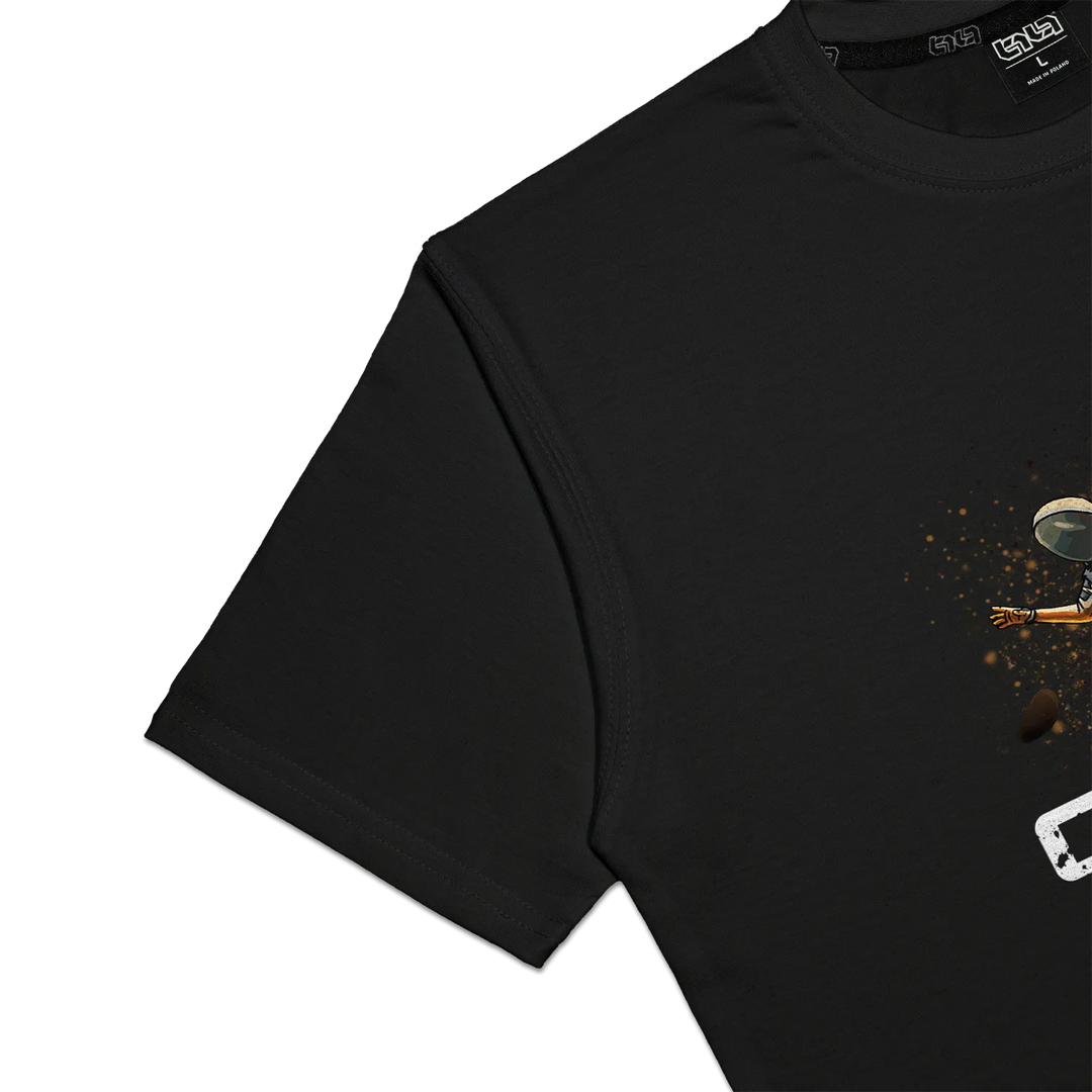 #color_black-astronaut