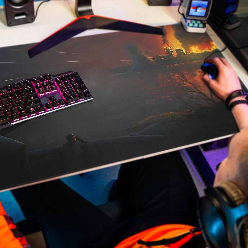 Mousepad Arms Against Tyranny 2